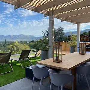 https://constantia-view-moroccan-studio-operational-during-loadshedding.hotels-capetown.com